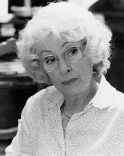 Mort de Danielle Darrieux : de Bébé à Mamy