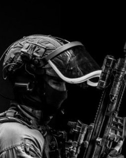 GIGN, la nouvelle série de Julien Leclercq après “Braqueurs” et “L'Assaut”.