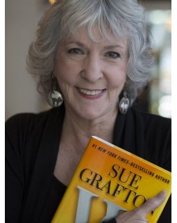 Décès de la romancière Sue Grafton 