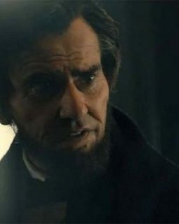 Les premières images de la série policière Manhunt sur l'assassinat de Lincoln.