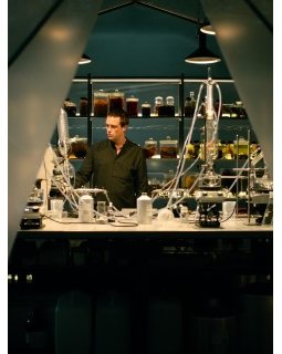 Le Parfum, série inspirée du livre de Patrick Süskind, bientôt sur Netflix !