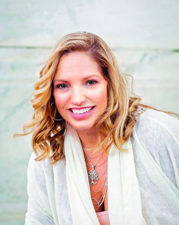 Les anecdotes de l'autrice Elle Cosimano