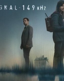 La série Le Signal 149 kHz tiré de Maxime Chattam est disponible !