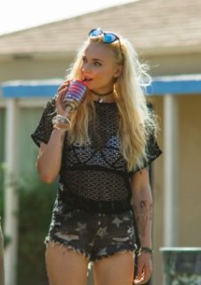 Josie, lorsque le tatouage est une arme