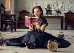 Netflix prépare une nouvelle série : Les Sept Cadrans d'Agatha Christie.