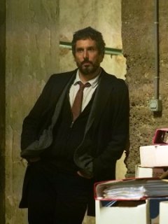 Tout le Monde Ment - Hélène Angel